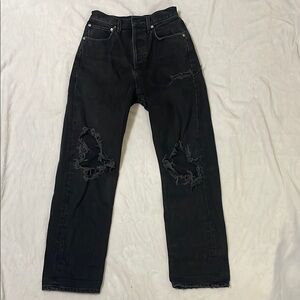 Black Distressed Women’s Jeans